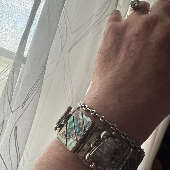 Vintage Taxco Elegant Silver and Abalone Bracelet 7.5 inch - Picture 10 of 14